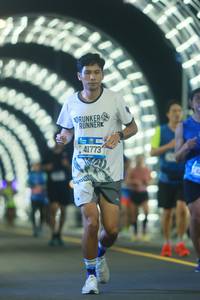 BIB: 41773, 340
                            <button type="button" onclick="openModal(21111423)" class="btn btn-primary btn-sm float-right btn-popup" data-toggle="modal" data-target=".modal-high-quality">
                        <i class="fas fa-shopping-cart"></i> Add to Cart
                    </button>
                                            <button type="button" onclick="isThisMe(21111423, true)" class="btn btn-success btn-sm float-right btn-popup btn-isme hidden" data-toggle="tooltip" data-placement="bottom" title="นี่คือรูปของคุณใช่ไหม คลิกที่นี่เพื่อเอาเข้าอัลบั้ม">
                        <i class="fas fa-plus"></i> Add to album
                    </button>
                    <button type="button" onclick="isThisMe(21111423, false)" class="btn btn-warning btn-sm float-right btn-popup btn-isnotme hidden">
                        <i class="fas fa-ban"></i> Remove from album
                    </button>